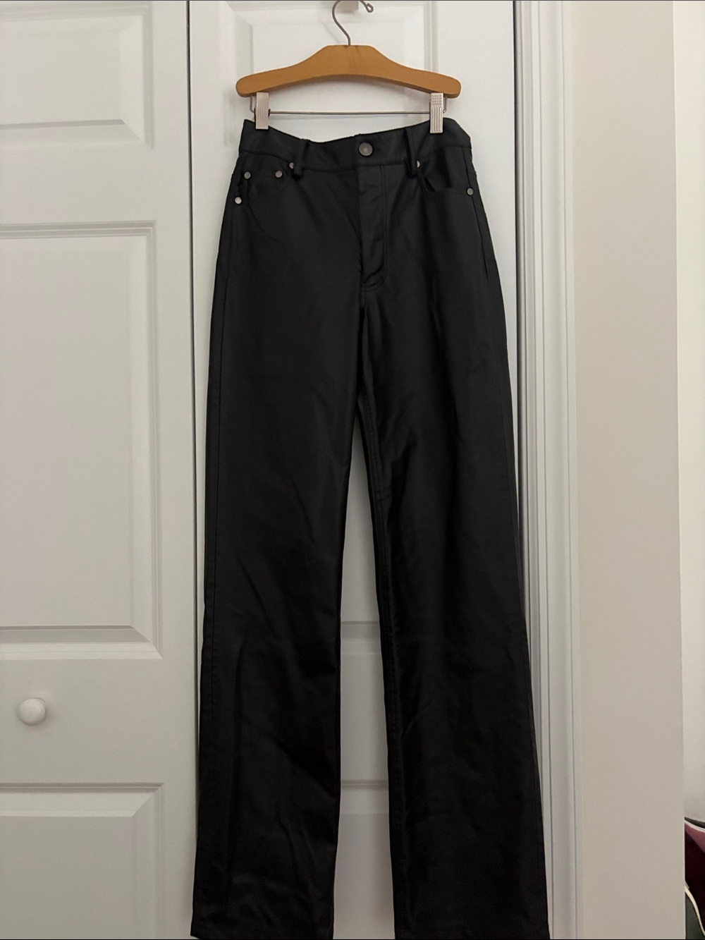 Classic High-Rise Straight Leg Faux Leather - Black